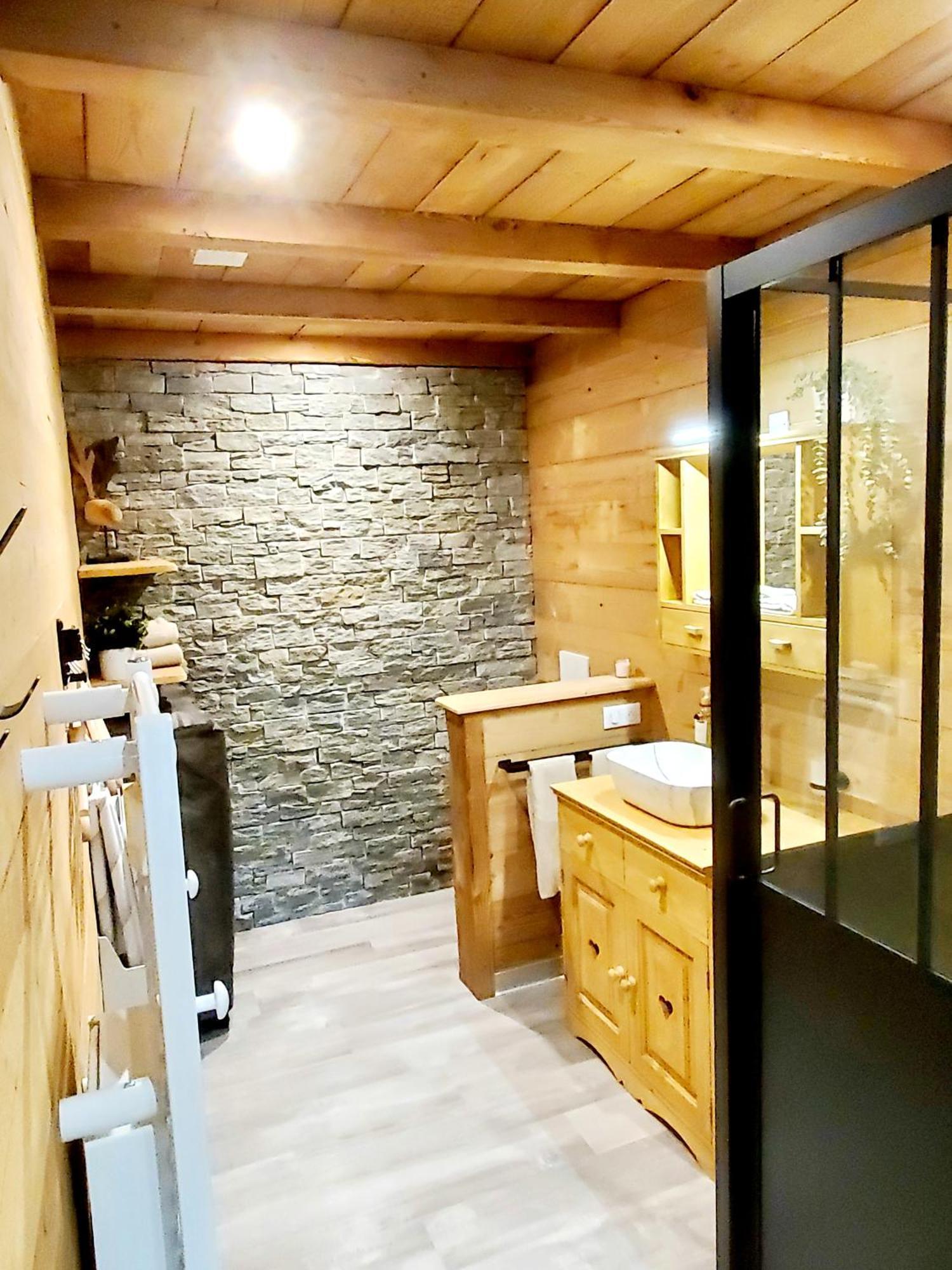 Del Vino Bar A Vin & Guitares Appartement Sauna Terrasse Garage Orchamps-Vennes Экстерьер фото