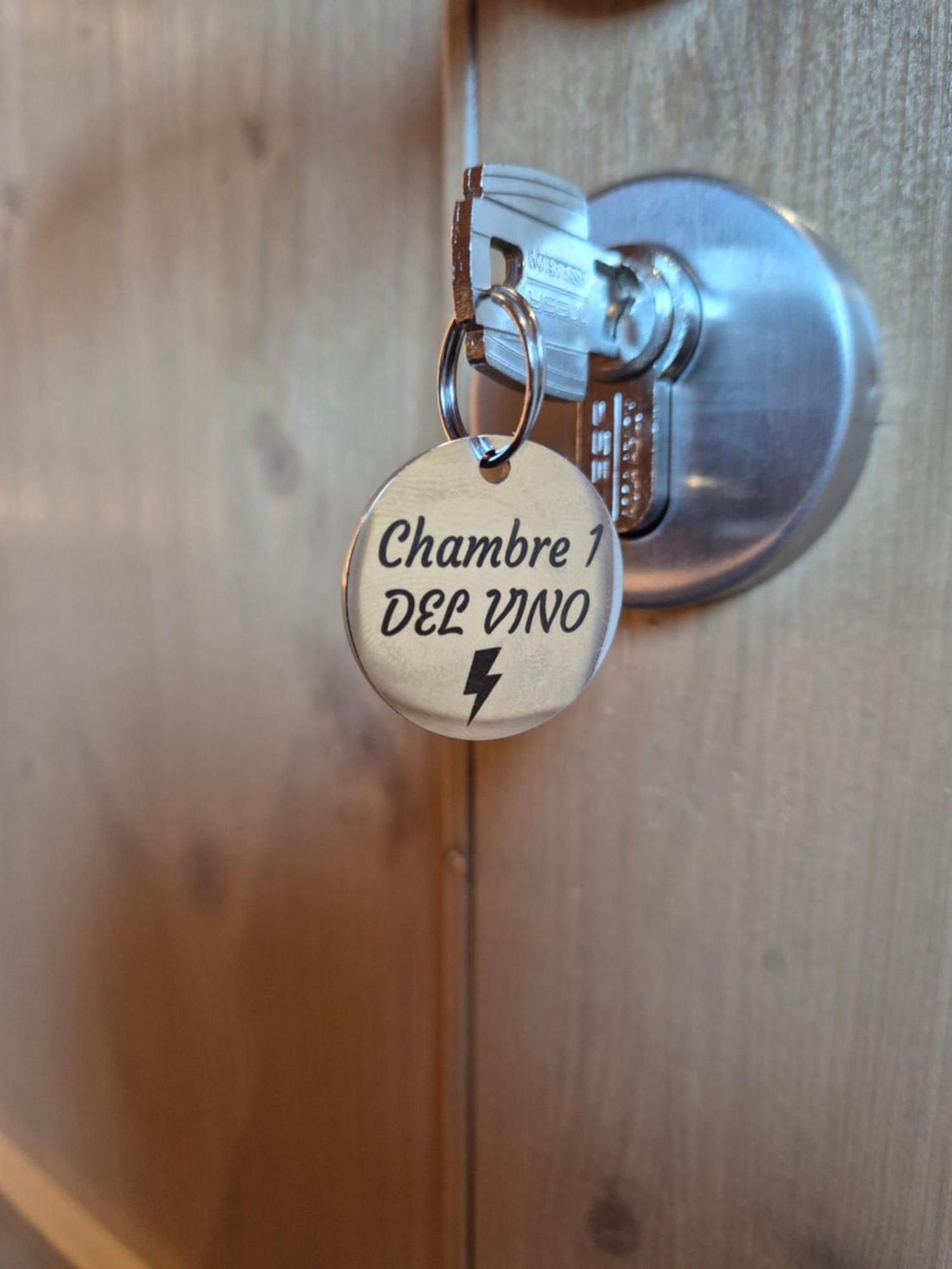 Del Vino Bar A Vin & Guitares Appartement Sauna Terrasse Garage Orchamps-Vennes Экстерьер фото