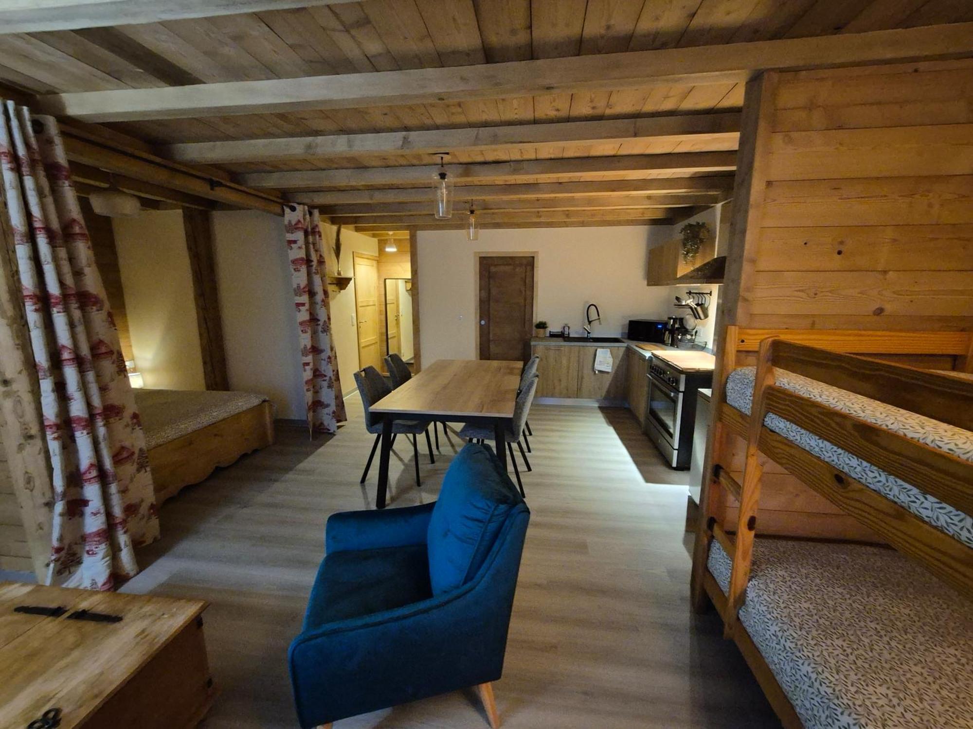 Del Vino Bar A Vin & Guitares Appartement Sauna Terrasse Garage Orchamps-Vennes Экстерьер фото